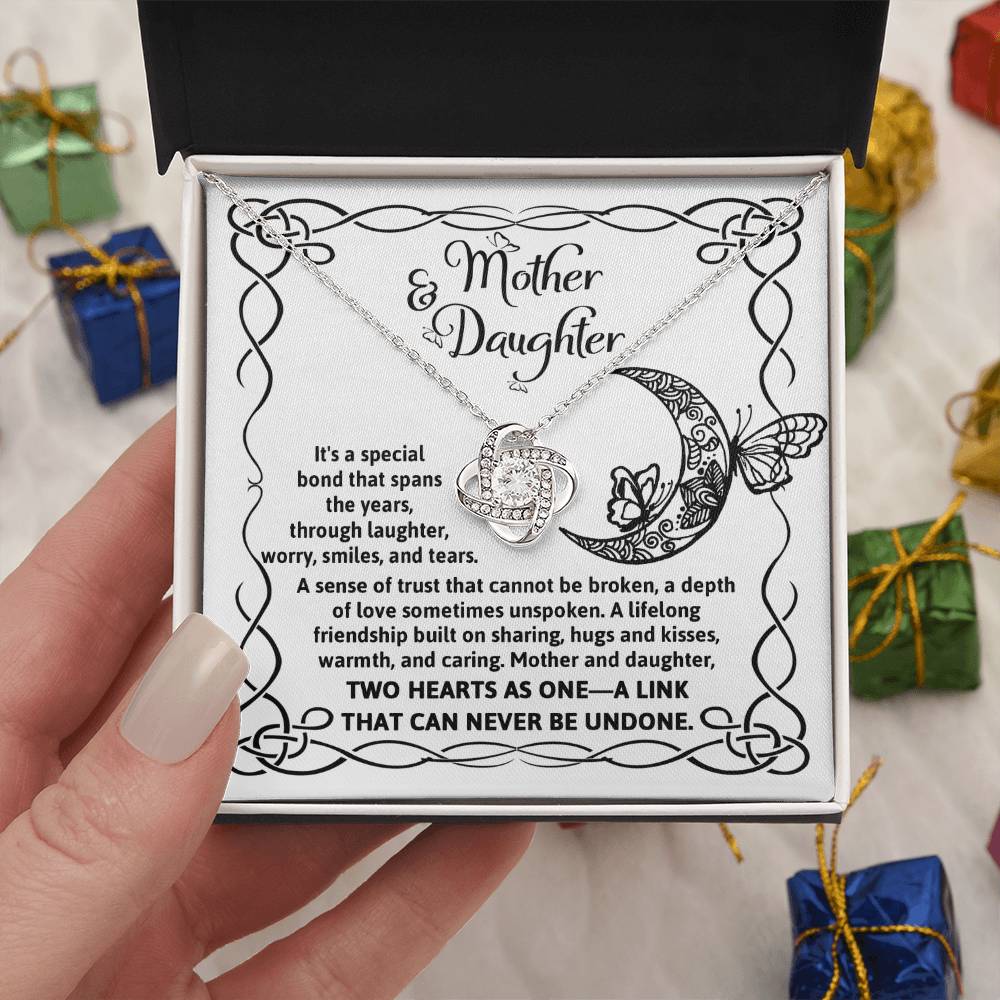 To My Daughter - Love Knot Necklace - A Special Bond